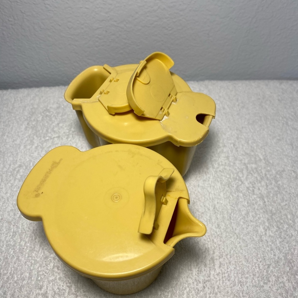Tupperware Yellow Storage Containers - Picture 3 of 8